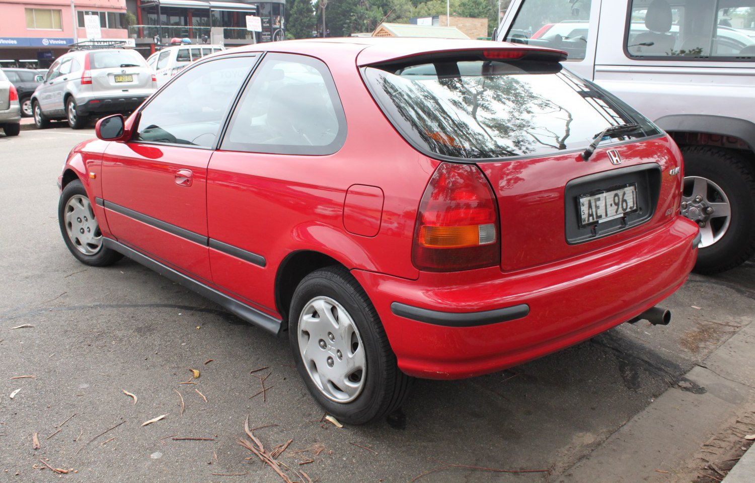 Honda Civic VI Hatchback 1.5 VTECE (114 Hp) Automatic